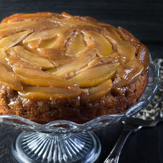 Apple Cinnamon Upside Down Cake