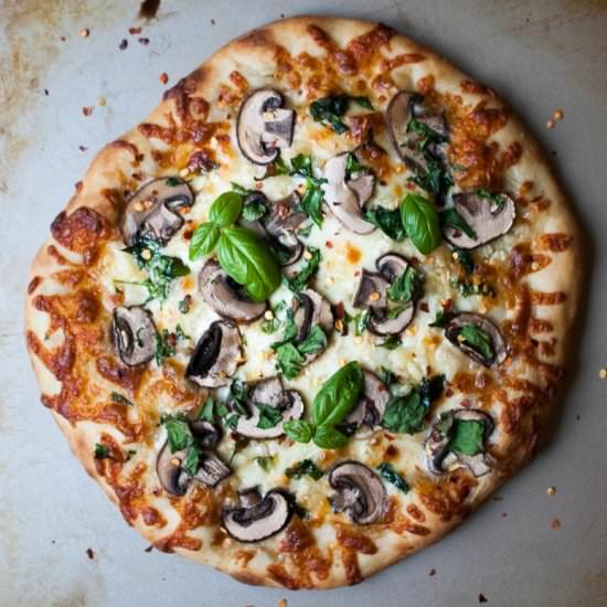 Mushroom, Garlic, & Spinach Pizza