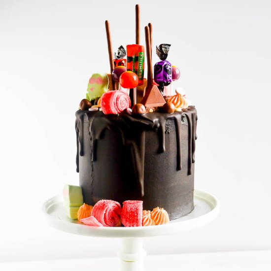 Halloween Drip Cake
