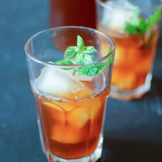 Orange mint tea julep