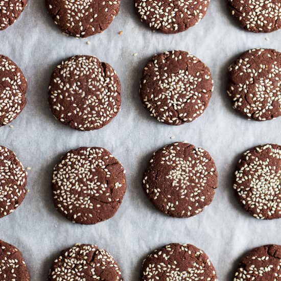 Chocolate tahini cookies