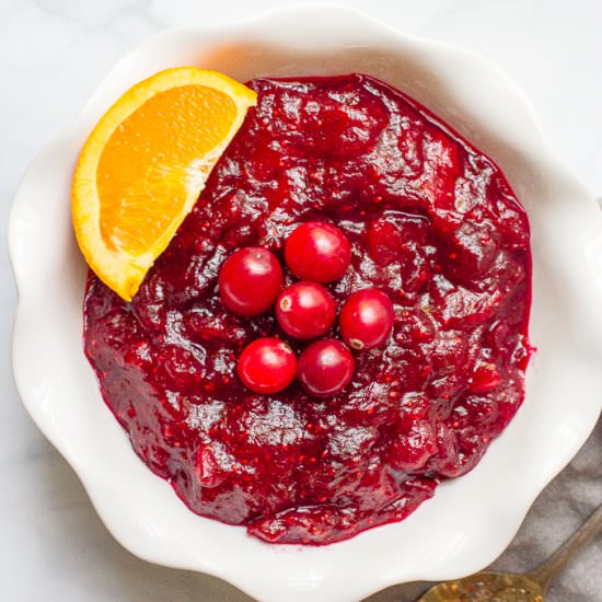 15-minute Easy Cranberry Sauce