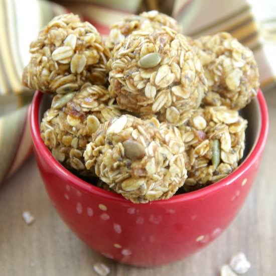 Pumpkin Energy Bites