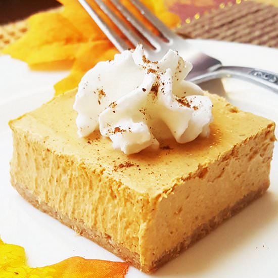 Pumpkin Cheesecake Bars