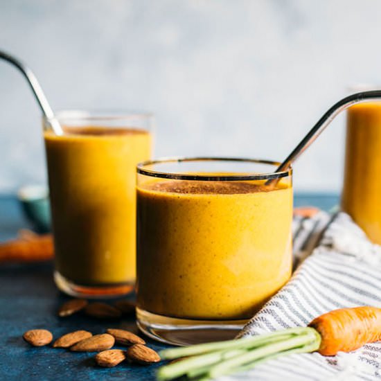 Almond Carrot Cake Smoothie