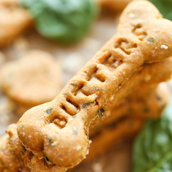 Spinach, Carrot & Zucchini Dog Treats