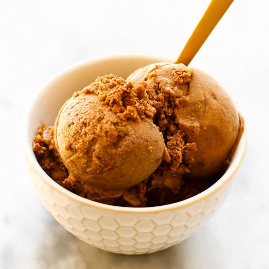 Gingerbread Nice Cream