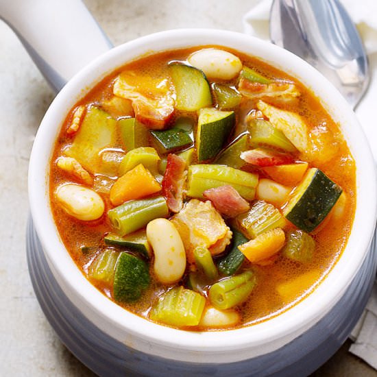 Hearty Vegetable, Bean and Bacon Soup