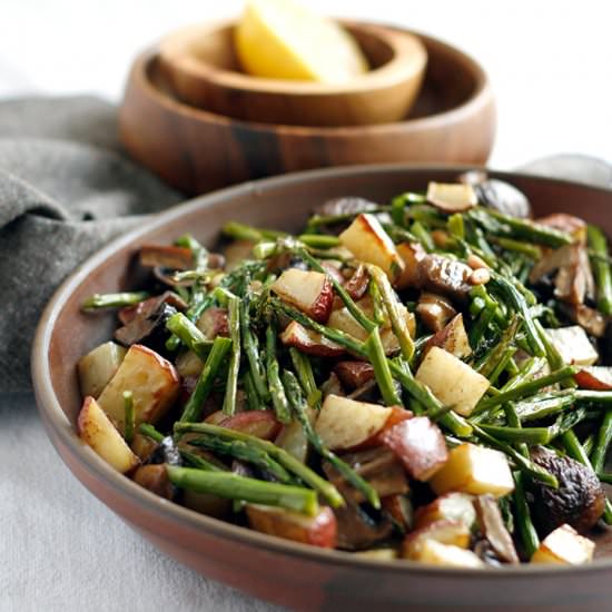 Roast Asparagus with Red Potatoes