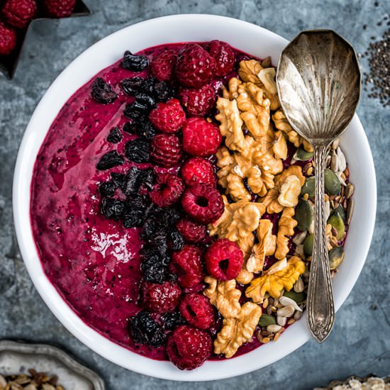 Mixed berry smoothie bowl