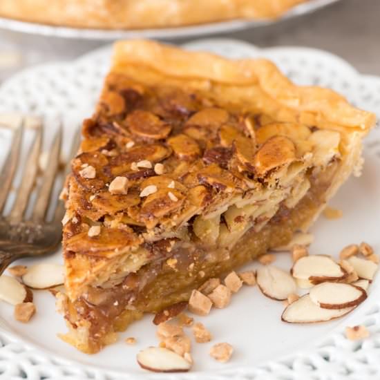 Toffee Almond Pie