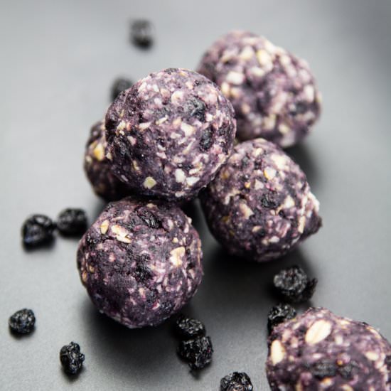 Arctic Berry Bliss Balls