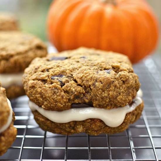 Pumpkin Oatmeal Cookie Sandwich