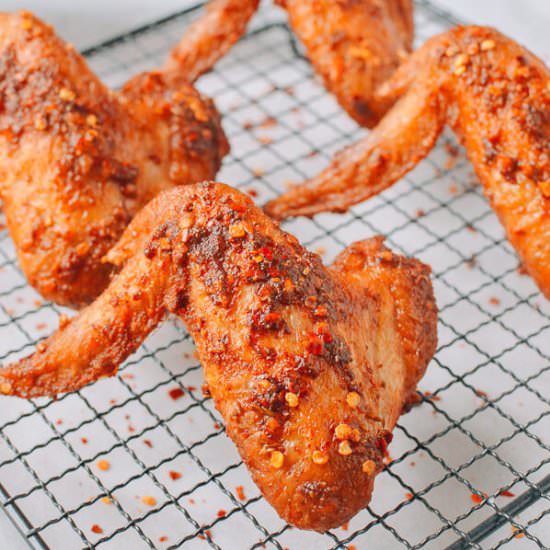 SPICY FRIED CHICKEN WINGS