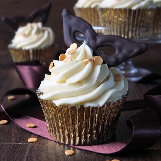 Chocolate Masquerade Party Cupcakes