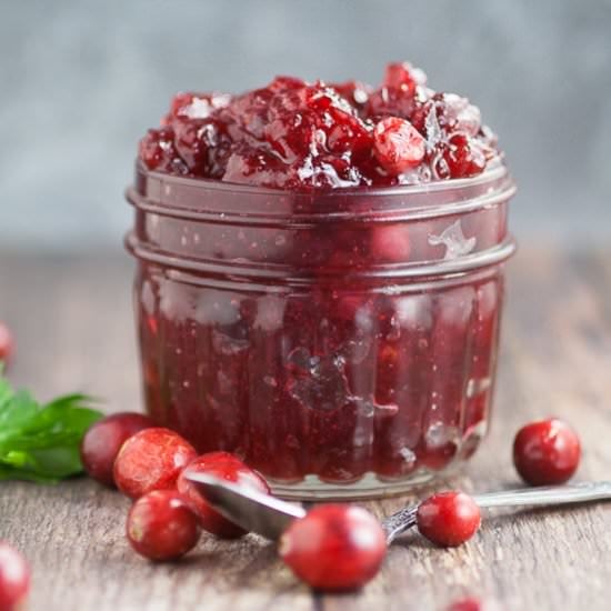 Easy Homemade Cranberry Sauce