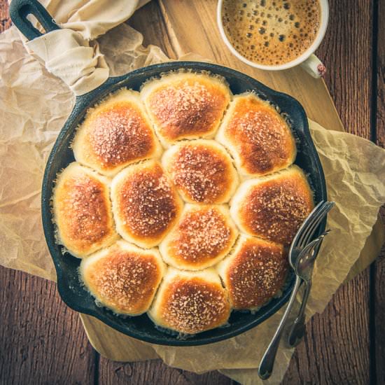 Coconut Dinner Rolls