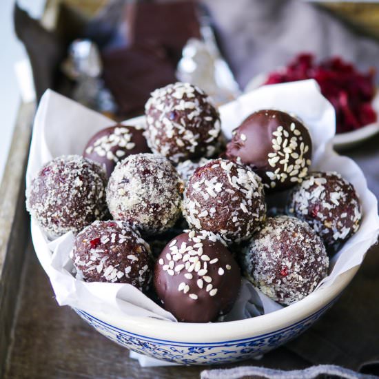 Cranberry & Date Chocolate Truffles