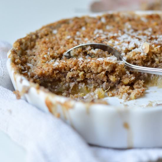 Healthy Gluten Free Apple Crumble