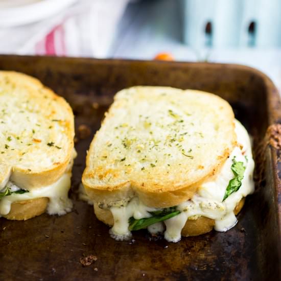 5 Cheese White Pizza Grilled Cheese