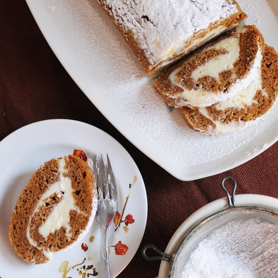 Pumpkin Cake Roll