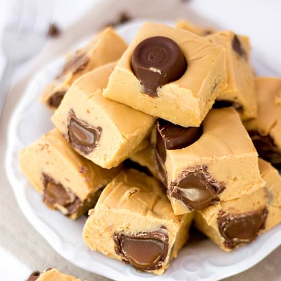4 Ingredient Rolo Caramel Fudge