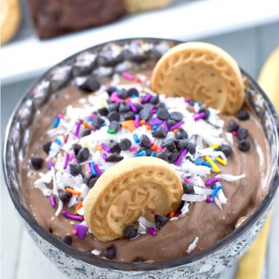 Healthier Chocolate Cheesecake Dip