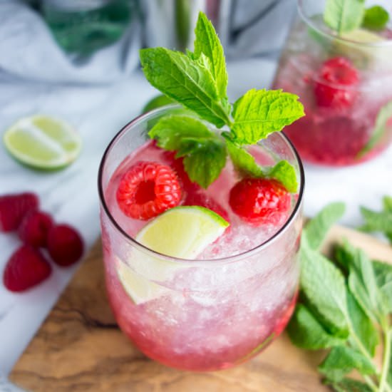 Raspberry Mojito Cocktails