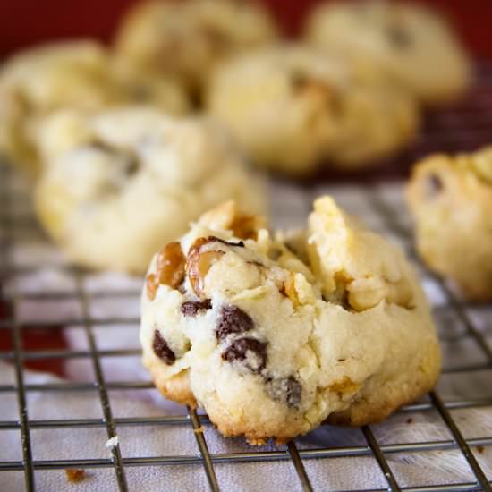 Buttery Walnut Potato Chip Cookies