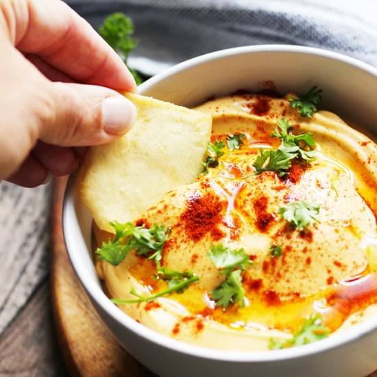 Hummus with smoked paprika
