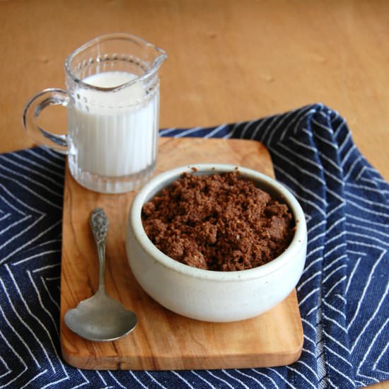 Banana, Chocolate and Peanut Crumble