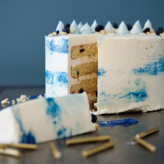 Blueberry Milk Crumble Cake