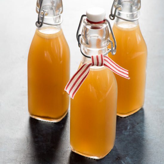 Slow Cooker Homemade Turkey Stock