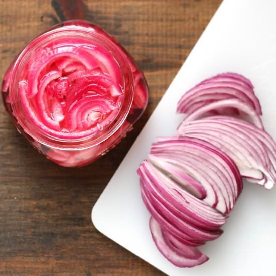Quick Pickled Red Onions