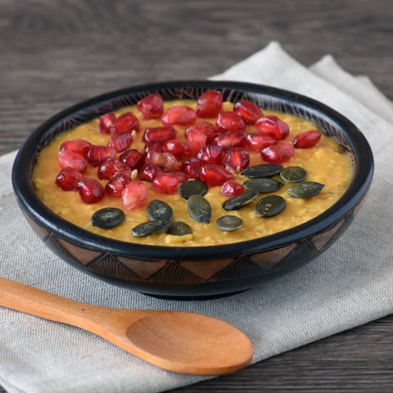 Pumpkin Oatmeal with Pomegranate