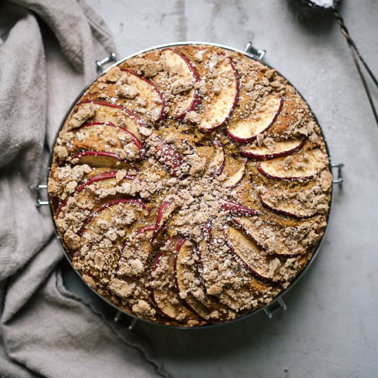 Hawaij Apple Cake