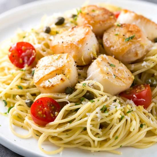 Scallops with Lemon Caper Pasta