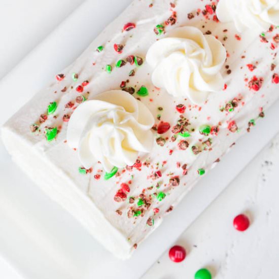 Snow White Roll Cake