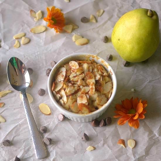 Vegan Pear Streusel Mug Cake
