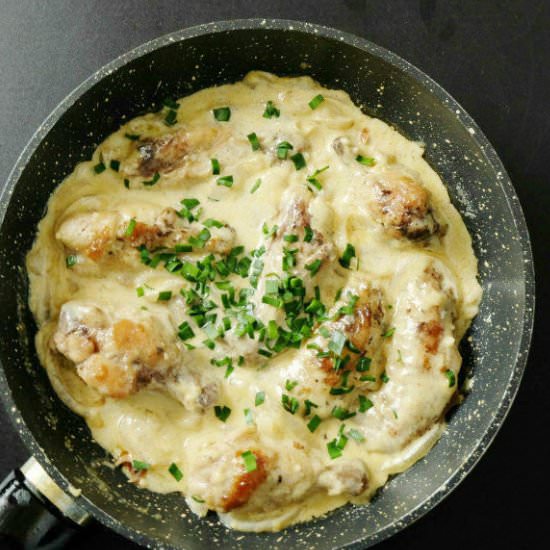 White Onion Sauce Chicken Wings