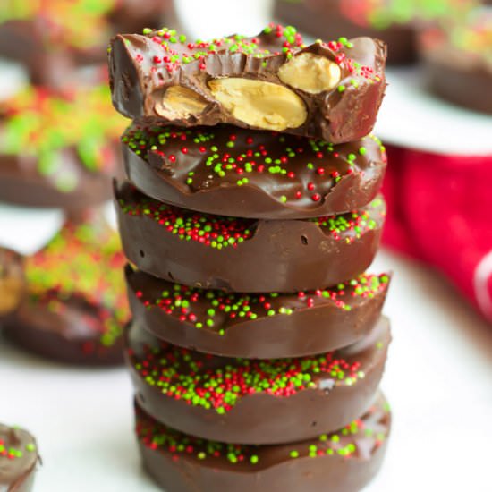 Christmas Almond Chocolate Cups