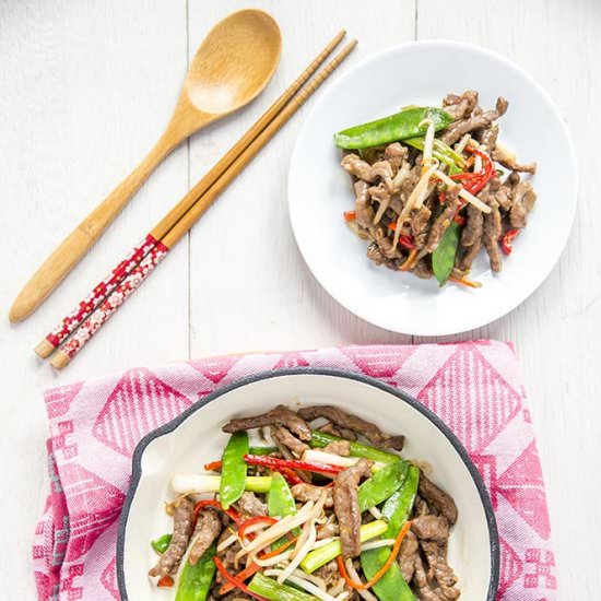 Stir-Fried Beef With Bean Sprouts