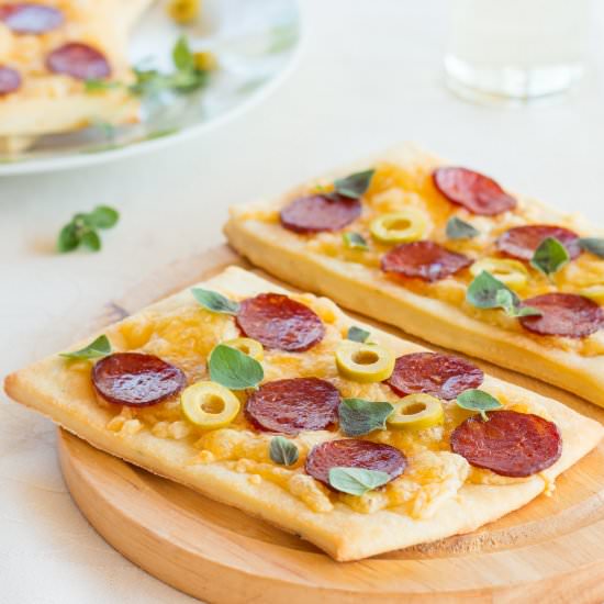 Flatbread pizza