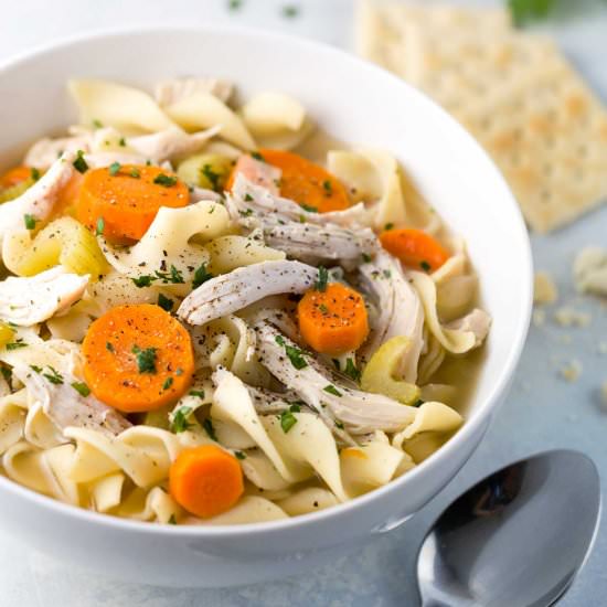 Slow Cooker Chicken Noodle Soup