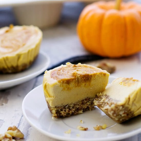 Vegan Pumpkin Cheesecake Bites
