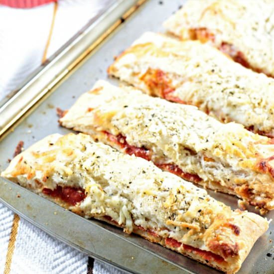 Pepperoni Stuffed Pizza Bread