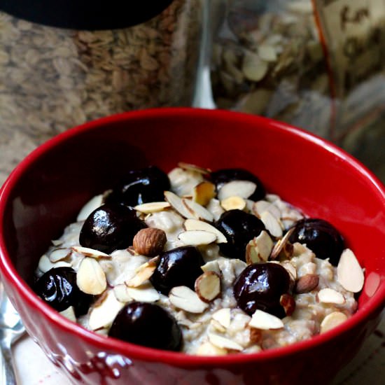 Toasted Almond Cherry Oatmeal