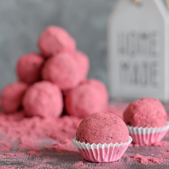 Truffles in Raspberry Powder