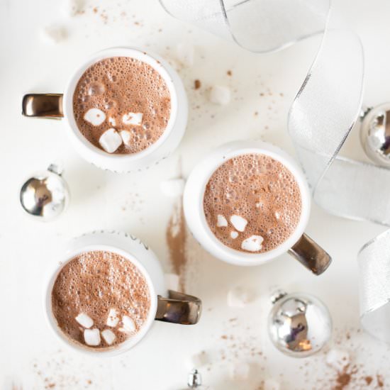 3-Ingredient Homemade Hot Cocoa