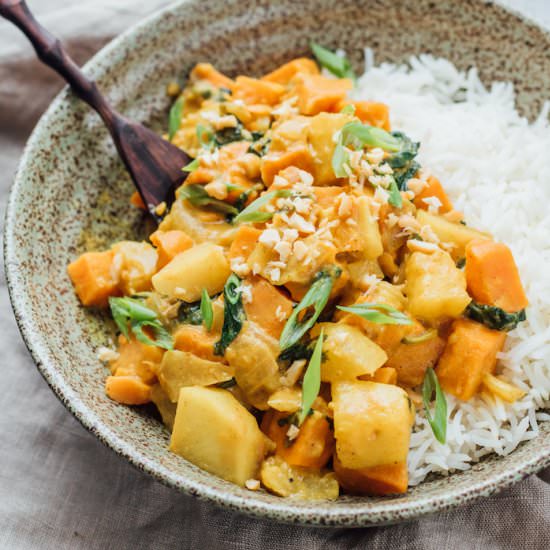 Roasted Sweet Potato Carrot Soup